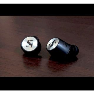 ゼンハイザー(SENNHEISER)のNCイヤホン MOMENTUM True Wireless 2  クリア㌜付(ヘッドフォン/イヤフォン)