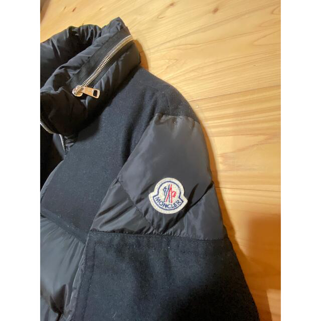 MONCLER(モンクレール)のモンクレール　ダウン　サイズ2 メンズのジャケット/アウター(ダウンジャケット)の商品写真