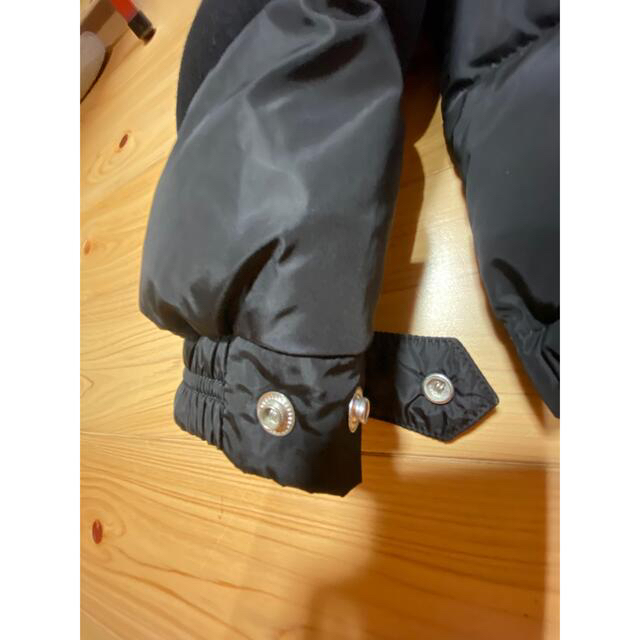 MONCLER(モンクレール)のモンクレール　ダウン　サイズ2 メンズのジャケット/アウター(ダウンジャケット)の商品写真