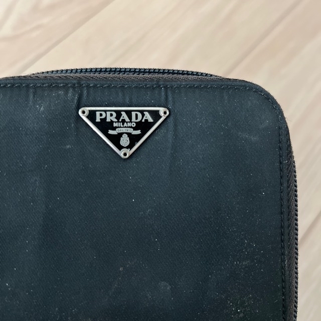 PRADA(プラダ)のPRADA財布 レディースのファッション小物(財布)の商品写真