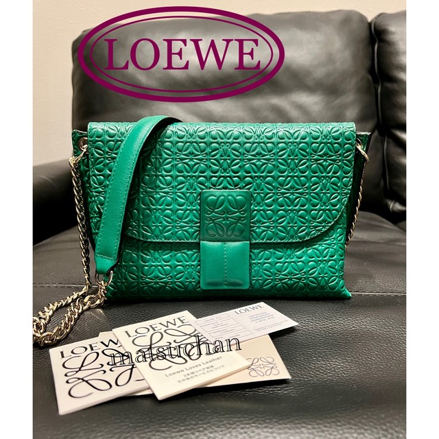 気質アップ LOEWE アナグラムリピートチェーンショルダーバッグ