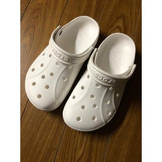 クロックス(crocs)のクロックス　22センチ　白(サンダル)