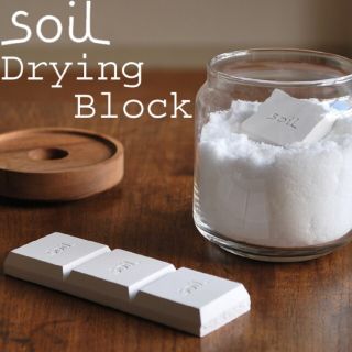 ソイル(SOIL)の【新品】Soil ソイル 珪藻土 ドライングブロック4P ホワイト 白 速乾燥剤(収納/キッチン雑貨)