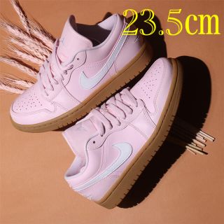 ナイキ(NIKE)の【新品】23.5cm NIKE エアジョーダン1 ロー アークティックピンク(スニーカー)