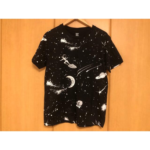 Design Tshirts Store graniph(グラニフ)のgraniph うる星やつら Tシャツ 宇宙柄 S ブラック 古着 レディースのトップス(Tシャツ(半袖/袖なし))の商品写真