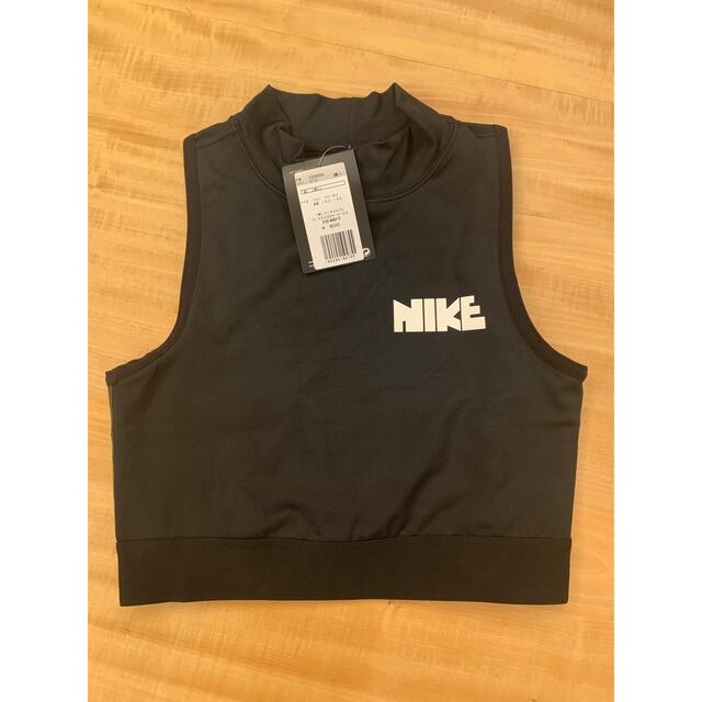 新品♡NIKE×sacaiクロップトップス