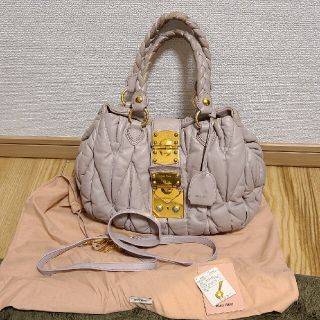 ミュウミュウ(miumiu)のミュウミュウバック(ショルダーバッグ)