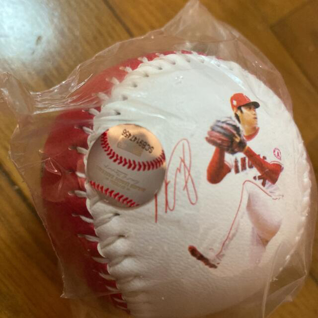 Rawlings(ローリングス)の大谷翔平 AL MVP 記念ボール MLB エンゼルススタジアム完売品 スポーツ/アウトドアの野球(記念品/関連グッズ)の商品写真