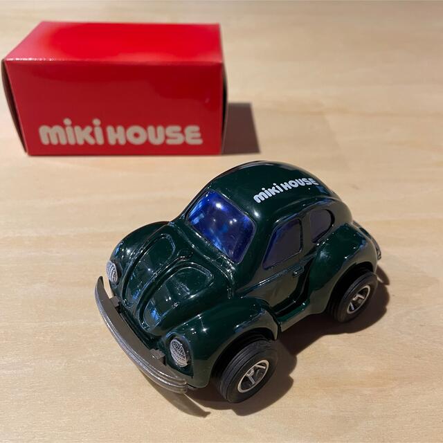 新品箱入り】ミキハウス mikihouse ビートル ミニカー 深緑の通販 by ...