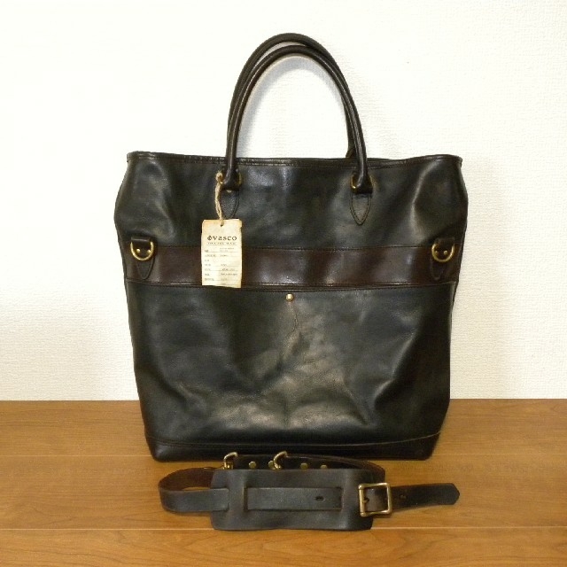 直営店に限定
Vasco Bag 2way Nelson Leather ショルダーバッグ 直営店に限定
Vasco Bag 2way Nelson Leather ショルダーバッグ