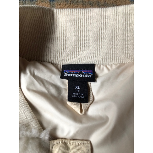 patagonia(パタゴニア)の♡美品♡パタゴニアボマージャケットキッズレディースXL レディースのジャケット/アウター(ブルゾン)の商品写真