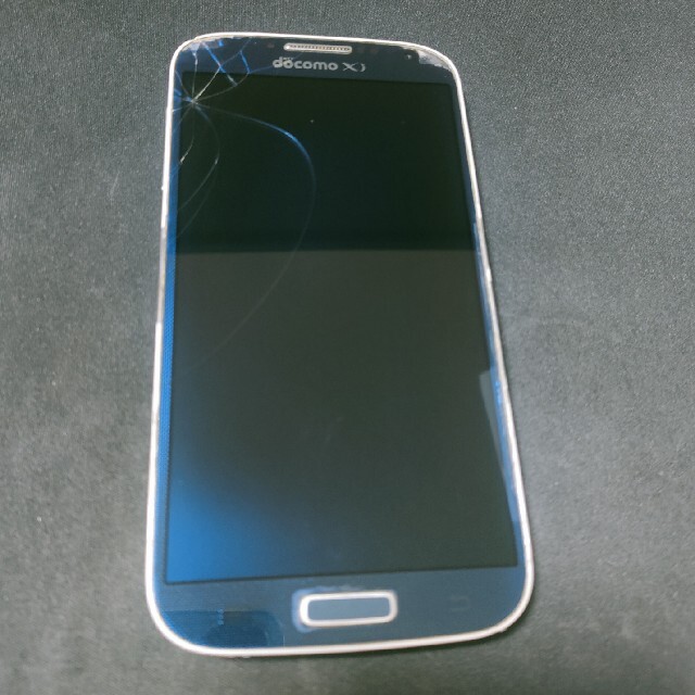 Galaxy(ギャラクシー)のSC-04E GALAXY S4 docomo スマホ/家電/カメラのスマートフォン/携帯電話(スマートフォン本体)の商品写真