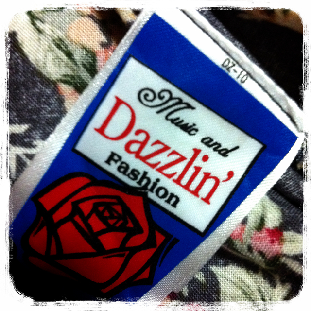 dazzlin(ダズリン)の花柄スタッズ付きワンピ レディースのワンピース(ミニワンピース)の商品写真