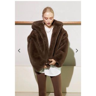 ALEXIA STAM - ALEXIASTAM Eco Fur Hooded Jacketの通販 by lee ...