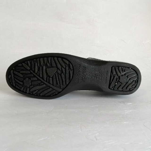 ジキ村  磁気シューズ  オタフク ウレタンソール  25.0  3E レディースの靴/シューズ(ローファー/革靴)の商品写真