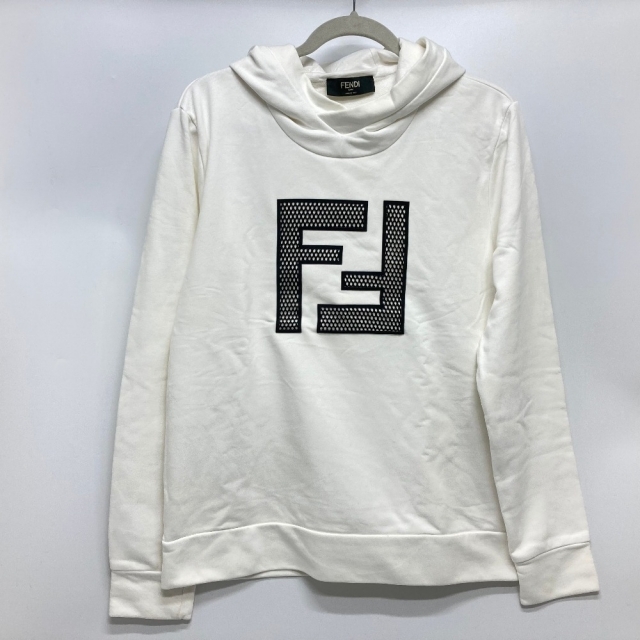 FENDI パーカー 半袖