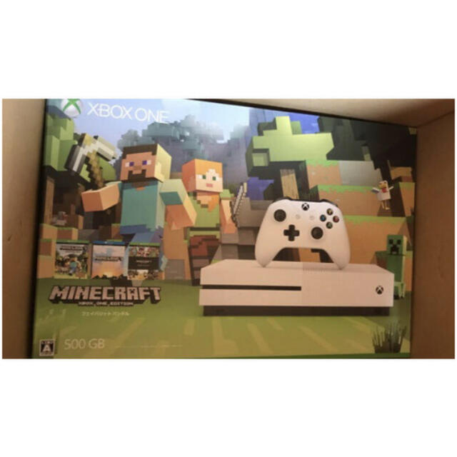 Xbox(エックスボックス)のMicrosoft Xbox One S 500 GB Minecraft同梱版 エンタメ/ホビーのゲームソフト/ゲーム機本体(家庭用ゲーム機本体)の商品写真