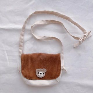 クマさんのまんまるポシェット(外出用品)