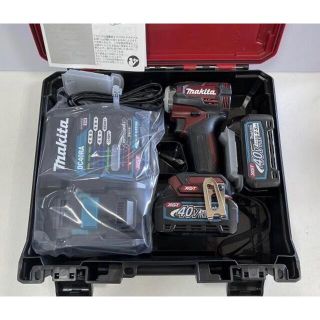 マキタ(Makita)の新品未使用　マキタ　充電インパクトドライバー　TD001GDXAR  赤(工具)