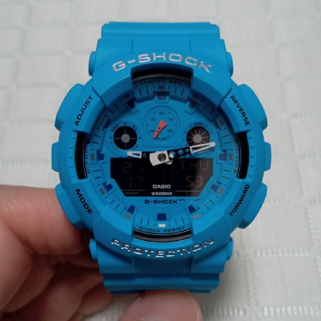 CASIO　G-SHOCK　GA-100RS-2A 腕時計