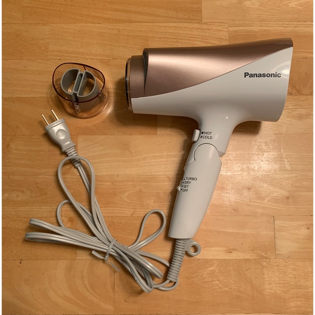 Panasonic(パナソニック)のM-MA-M様専用　パナソニック　ヘアードライヤーEH-NE6E-PN コスメ/美容のヘアケア/スタイリング(ヘアケア)の商品写真