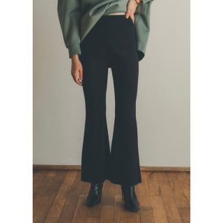 ステュディオス(STUDIOUS)のclane クラネ　BASIC KNIT FLARE PANTS ブラック　0(カジュアルパンツ)