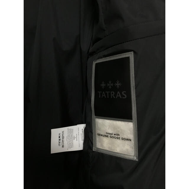 TATRAS(タトラス)のTATRAS BORBORE 着用1度のみ 02 ブラック メンズのジャケット/アウター(ダウンジャケット)の商品写真