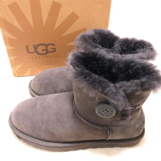 アグ(UGG)のアグ UGG ブーツ ムートンブーツ ミニ ベイリーボタン　24cm(ブーツ)