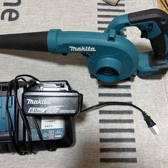 Makita(マキタ)のマキタ ブロワー バッテリー充電器セット スポーツ/アウトドアの自転車(工具/メンテナンス)の商品写真