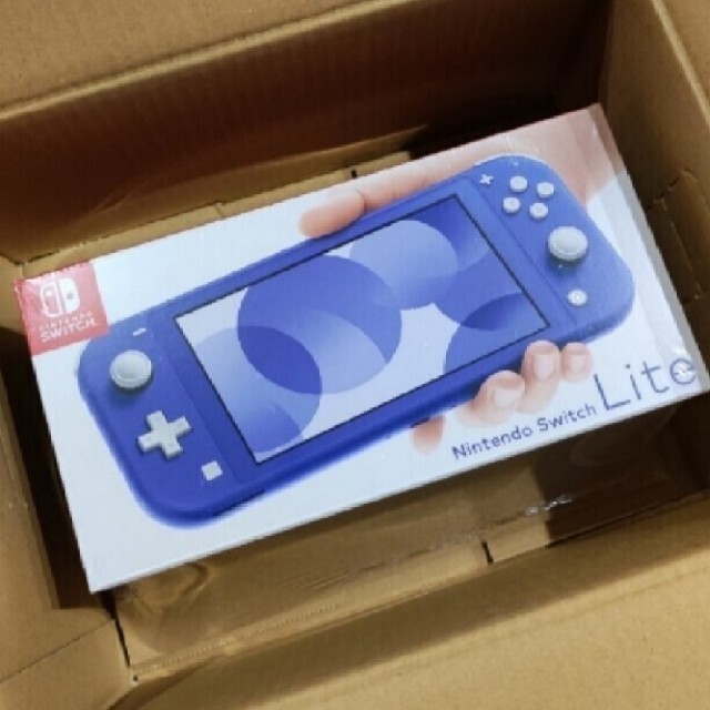 Nintendo Switch NINTENDO SWITCH LITE ブルー