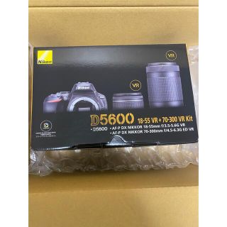 ニコン(Nikon)のニコン D5600 ダブルズームキット(デジタル一眼)