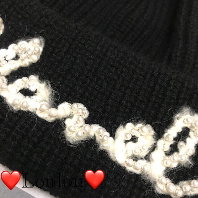 CHANEL(シャネル)の❤️CHANEL🖤完売品❤️Chanelパール🖤ニット帽❤️黒 レディースの帽子(ニット帽/ビーニー)の商品写真