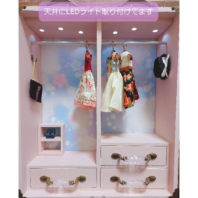 ドール用クローゼットSP☆〈LEDライト付き♡〉 ハンドメイドのインテリア/家具(インテリア雑貨)の商品写真