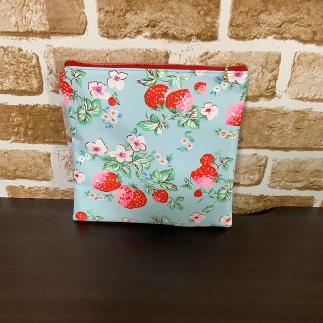 Cath Kidston(キャスキッドソン)のハンドメイド　マチ付きポーチ＆フラットポーチ（キャスキッドソン）【SALE】 ハンドメイドのファッション小物(ポーチ)の商品写真