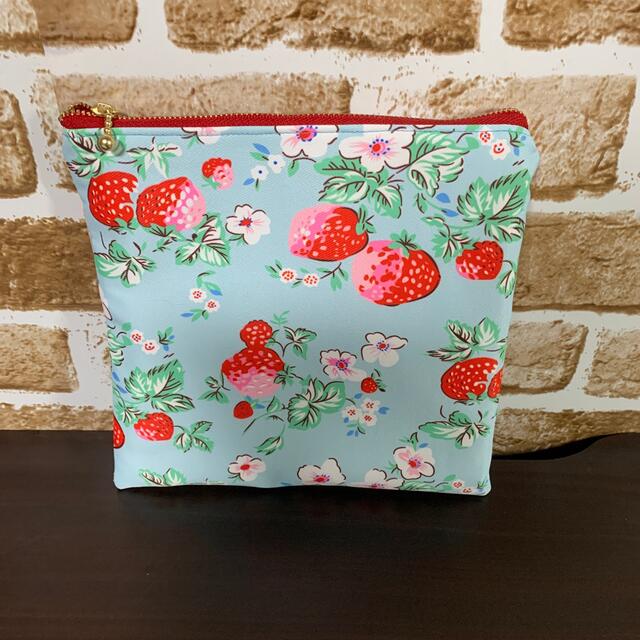 Cath Kidston(キャスキッドソン)のハンドメイド　マチ付きポーチ＆フラットポーチ（キャスキッドソン）【SALE】 ハンドメイドのファッション小物(ポーチ)の商品写真