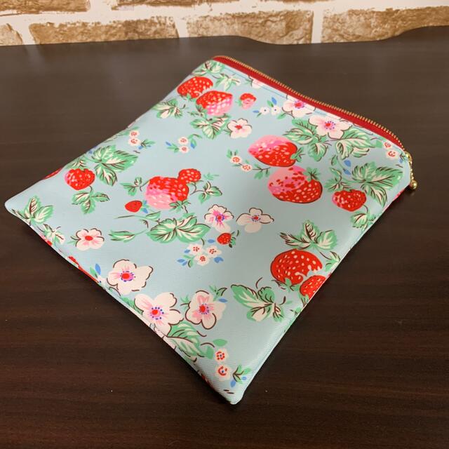 Cath Kidston(キャスキッドソン)のハンドメイド　マチ付きポーチ＆フラットポーチ（キャスキッドソン）【SALE】 ハンドメイドのファッション小物(ポーチ)の商品写真