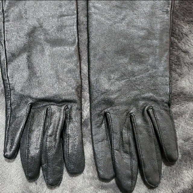 JILLSTUART(ジルスチュアート)のJILLSTUART　リアルレザー　ロンググローブ　ブラック　本革 レディースのファッション小物(手袋)の商品写真