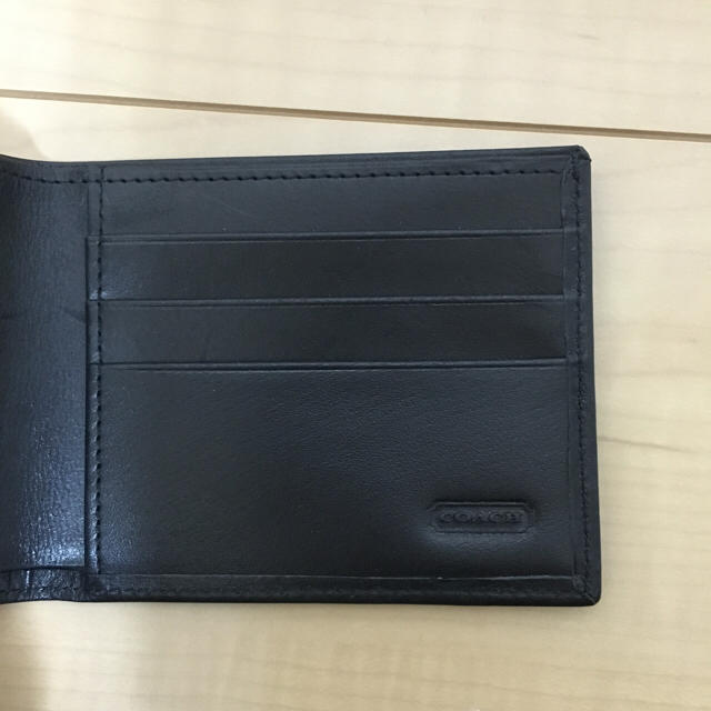 COACH(コーチ)の【新品未使用】COACH  折財布 メンズのファッション小物(折り財布)の商品写真