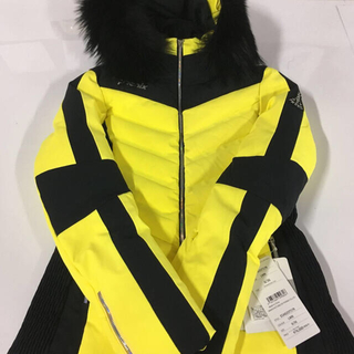 キスマーク(kissmark)の新品Phenix フェニックス スキー スノボ ウェア Sサイズ 黄色 イエロー(ウエア/装備)
