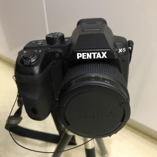 ペンタックス(PENTAX)のPENTAX  X5クラシックブラック三脚付(デジタル一眼)