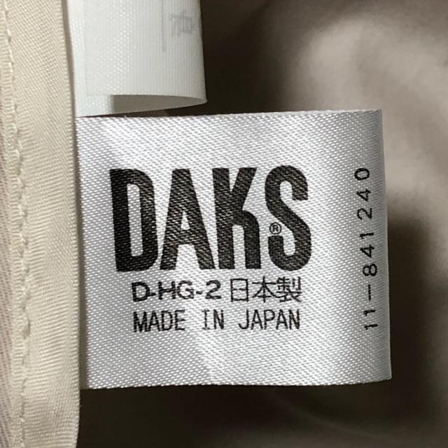 によって DAKS M レディース -の通販 by ブランディア｜ダックスならラクマ - ダックス コート サイズ11 Ⅲれあり