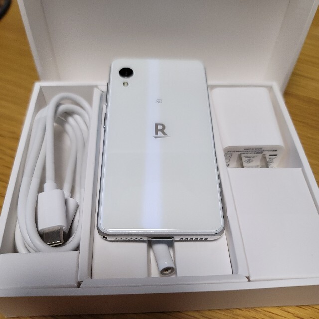 Rakuten mini 白 本体 美品 値下げしました。