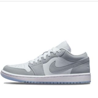 ナイキ(NIKE)のNIKE WMNS AIR JORDAN 1 LOW "WOLF GREY"(スニーカー)