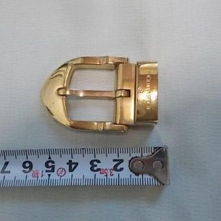 ルイヴィトン(LOUIS VUITTON)のルイビトン　ゴールド　 バックルのみ ベルト幅２，５ｃｍ(ベルト)