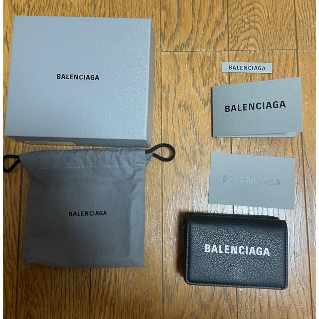 新しく着き Balenciaga バレンシアガ 三つ折り コンパクトウォレット