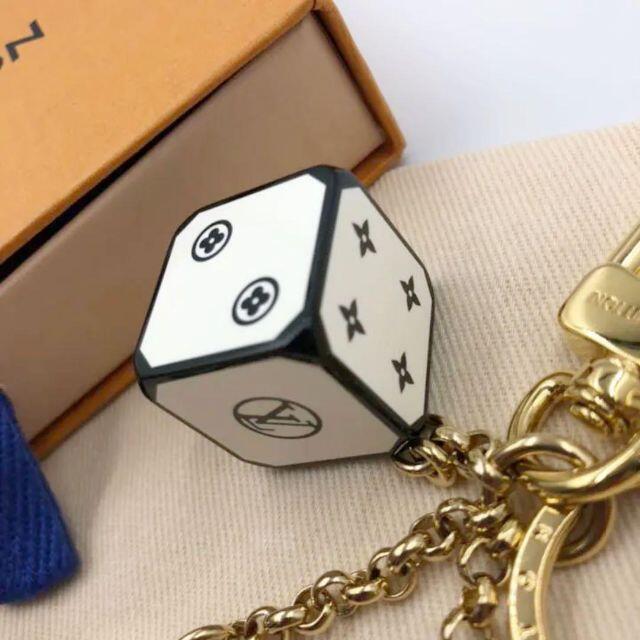 LOUIS VUITTON(ルイヴィトン)の美品✨ルイヴィトン  ポルトクレ ゲームオン ステーキング キーホルダー レディースのアクセサリー(チャーム)の商品写真