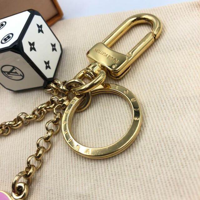 LOUIS VUITTON(ルイヴィトン)の美品✨ルイヴィトン  ポルトクレ ゲームオン ステーキング キーホルダー レディースのアクセサリー(チャーム)の商品写真