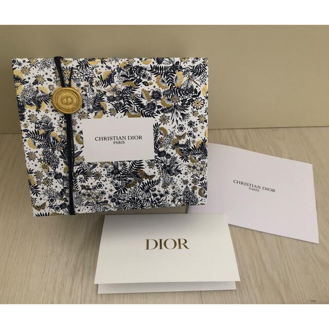 Christian Dior(クリスチャンディオール)のDior ディオール　クリスマス限定　ギフトボックスセット　箱 インテリア/住まい/日用品のオフィス用品(ラッピング/包装)の商品写真