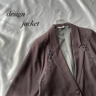 レトロ 古着 テーラードジャケット デザインジャケット 刺繍 花柄 個性的 希少の通販｜ラクマ