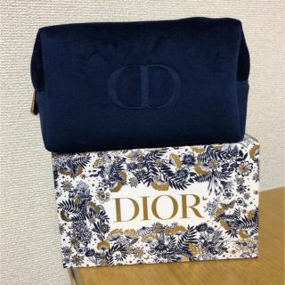 ディオール(Dior)のDIOR クリスマスポーチ　2021 新品(ポーチ)